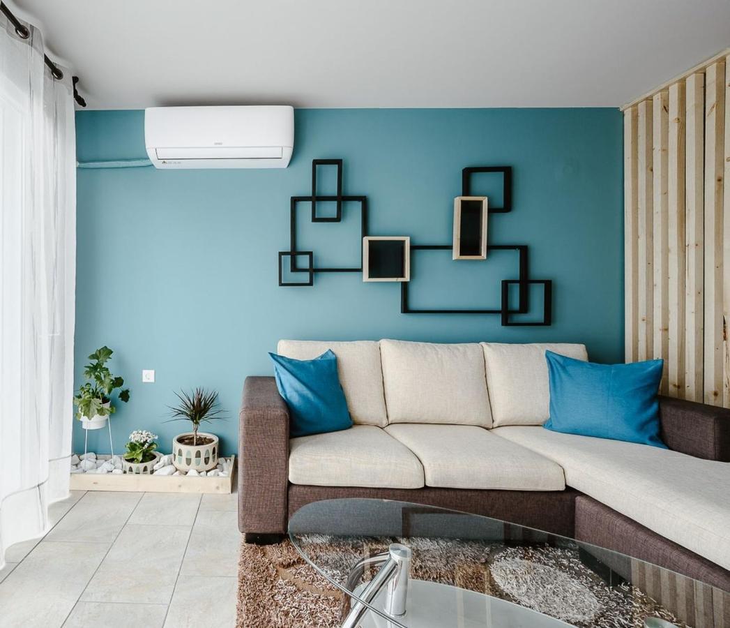 Le Petit Jardin Apartment *
